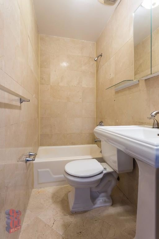 Photo - 432 E 13th St Unit 14