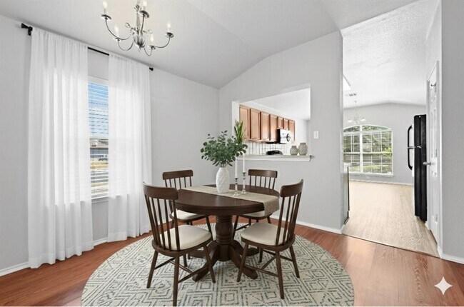 Photo - 267 Waterloo Dr