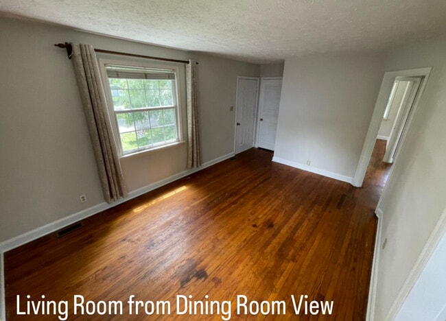 Photo - 108 Woodmont Cir