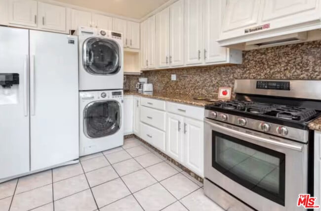 Photo - 509 Edinburgh Ave