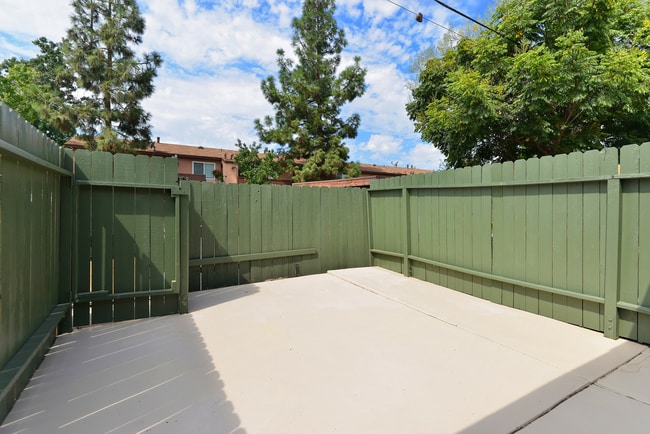 Photo - 318 Townhomes