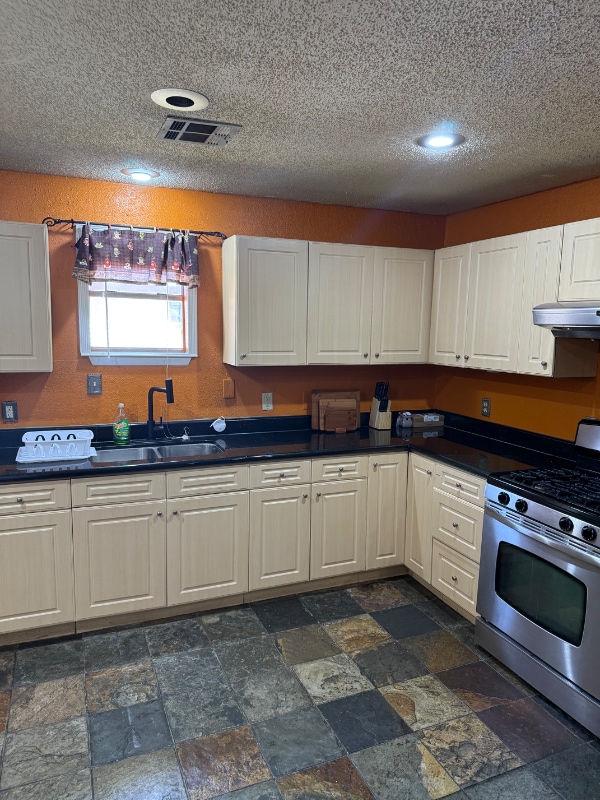 Photo - 1330 Horace St