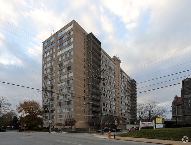 Photo - Fourteen-O-One Condos