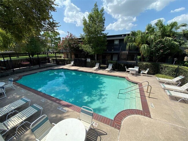 Photo - 8935 Gaylord Dr Unit 181