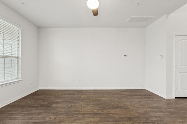 Photo - 1200 10th St