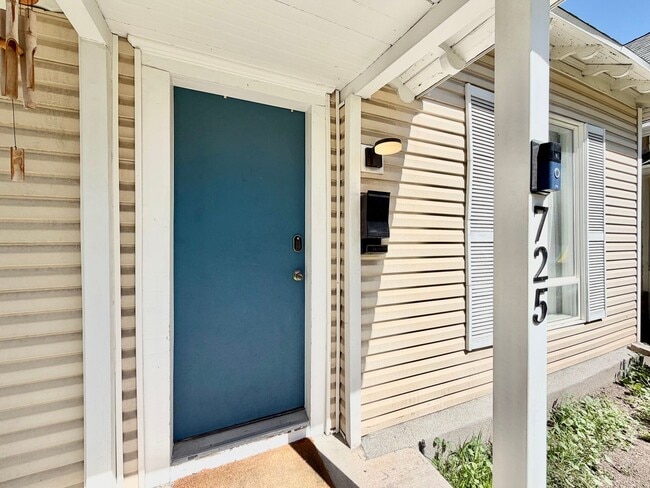 Photo - Updated 3-Bedroom Home Near Downtown & University of Utah