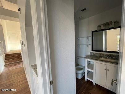 Photo - 567 Kieffer Ln