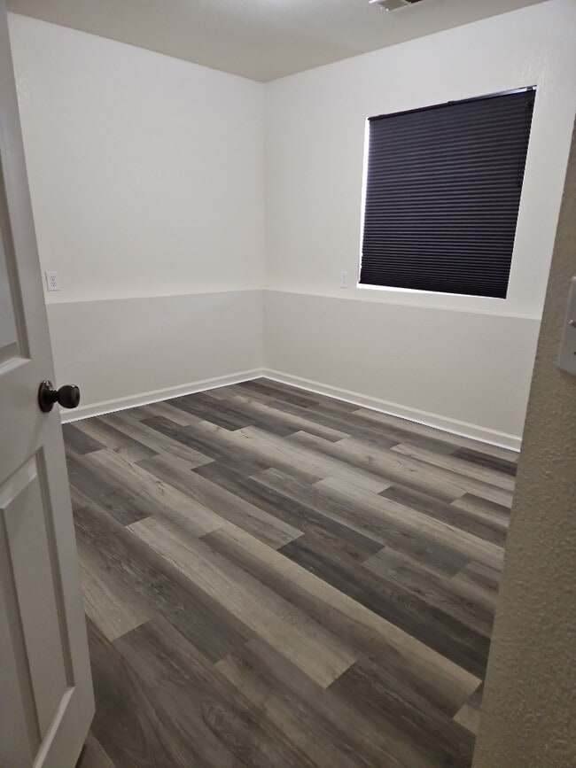 Photo - 210 Country West Rd