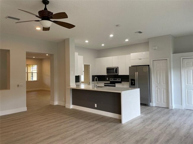 Photo - 4293 Laurel Ridge Cir