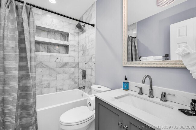 Photo - 249 SE 3rd Ave