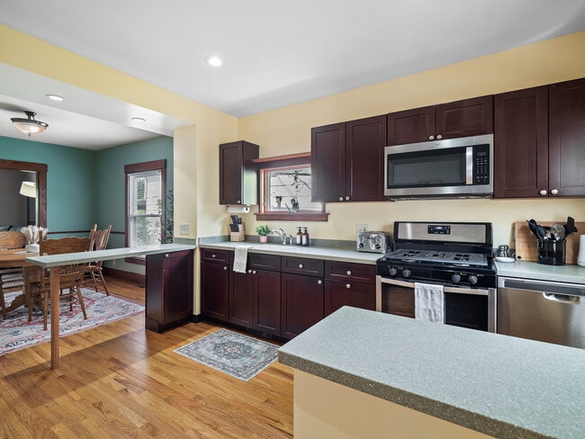 Photo - 679 Washington St Unit ID1272057P