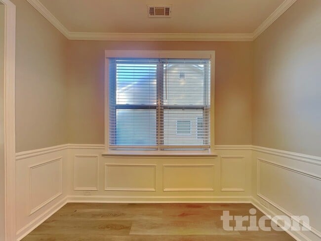 Photo - 8953 Crestview Cir