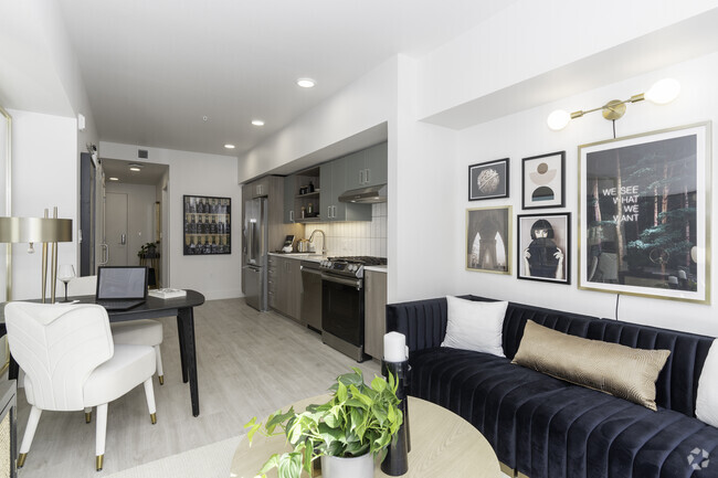 1BR, 1BA - 579SF Urban B1 Living Room