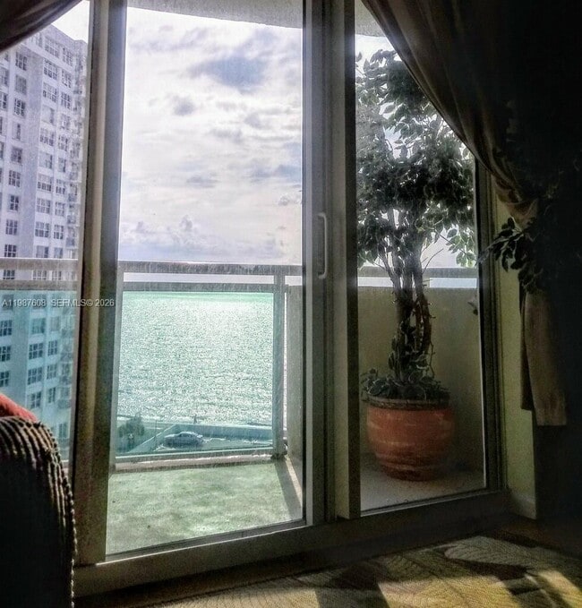 Photo - 3001 S Ocean Dr Unit 847