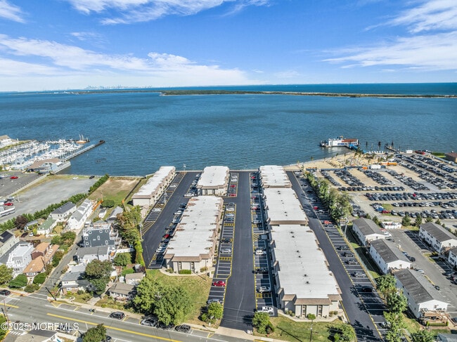 Photo - 330 Shore Dr Unit E8