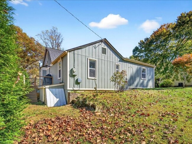 Photo - Wonderful Black Mountain Location-Long Term Rental