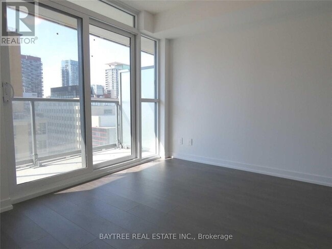 Photo - 125 Redpath Ave Unit 1607