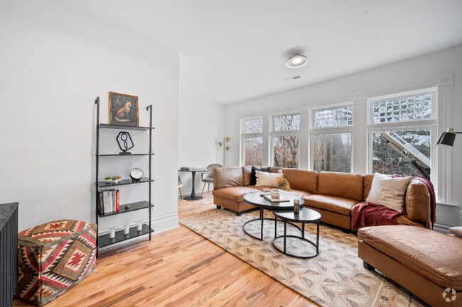 Building Photo - 1444 Stuart St Rental