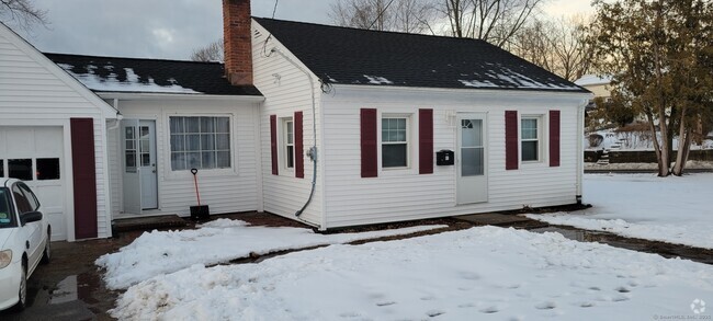 Building Photo - 37 Liberty Ave Rental