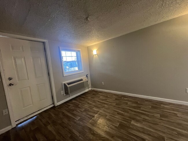 Photo - 701 S South St Unidad 701-B