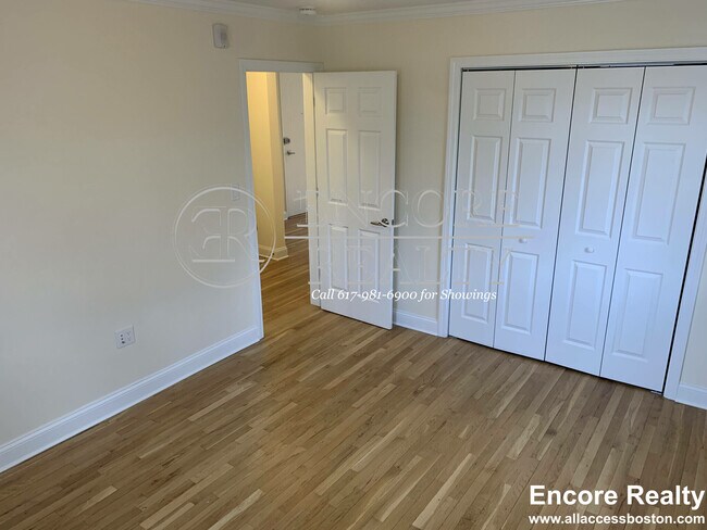 Building Photo - 80 St Paul St Unit 9