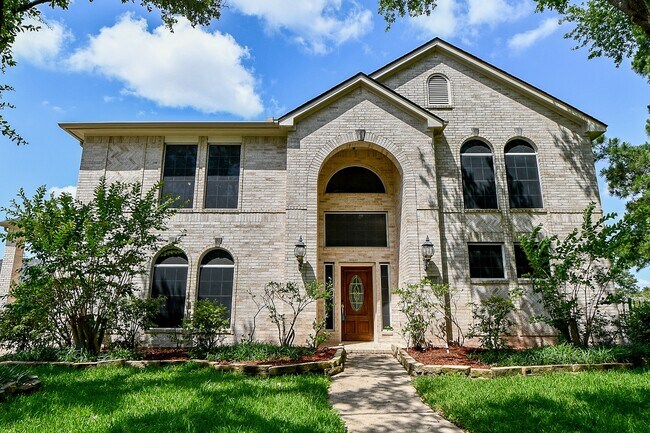Building Photo - 17411 Lonesome Dove Trail