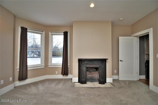 Photo - 2920 Frankfort Ave Unit 201