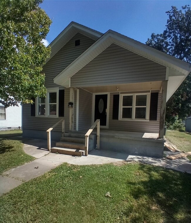 Building Photo - 411 Matthews Ave Rental