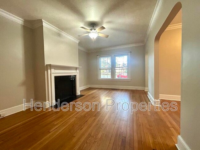 Photo - 1328 St Julien St