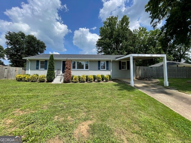 Photo - 797 Timberland St House