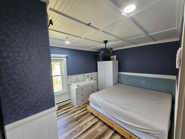 No pets - 157 South St Unit 2 Rental