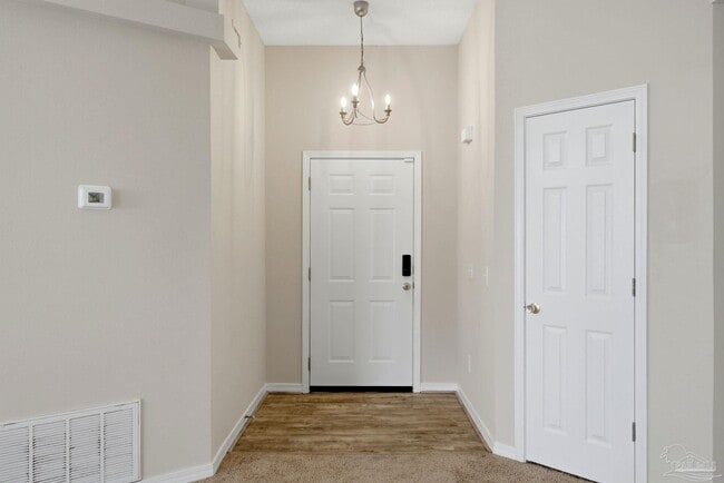 Photo - 342 Mizzen Ln