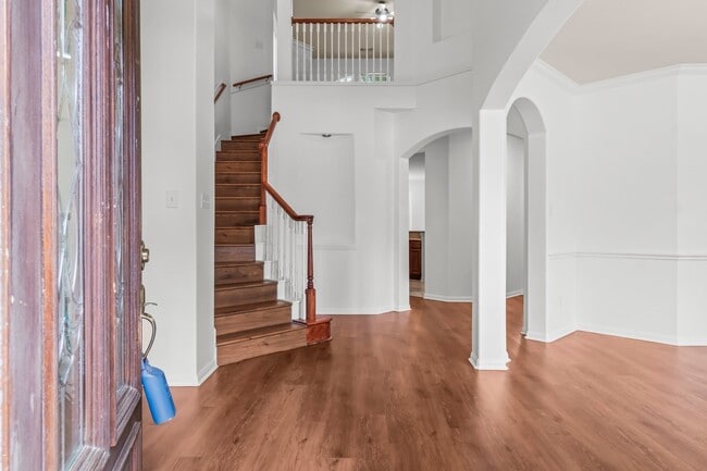 Photo - 10 Majolica Pl