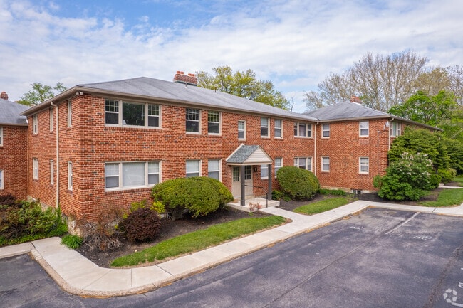 Building Photo - Elkins Park Gardens