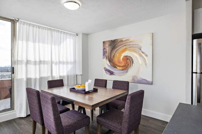 Photo - Promenade Gardens