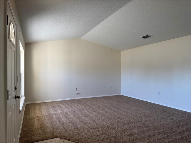 Photo - 10425 Chalmer St