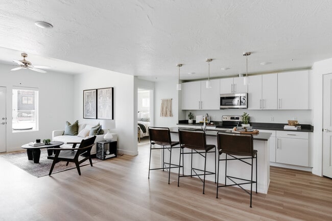 Photo - Bloomington Apartments