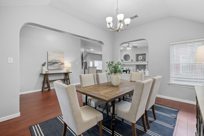 Photo - 5714 Overton Park Dr