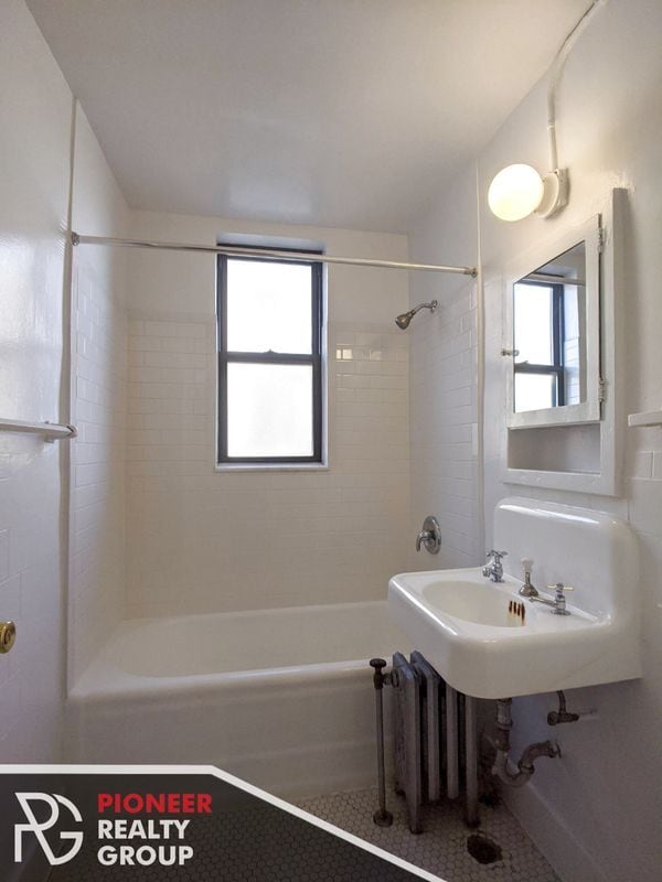Photo - 2779 N Milwaukee Ave Unit 214