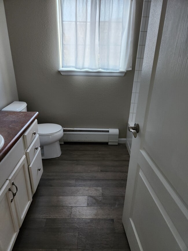 Photo - 495 River View Dr