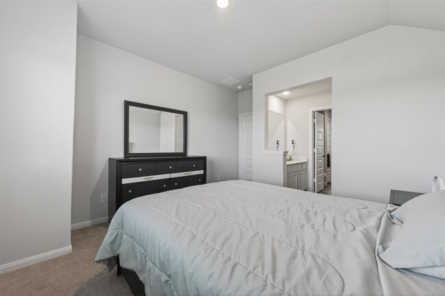 Building Photo - 3025 Waxwing Dr