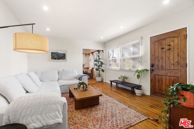 Photo - 3972 Keeshen Dr