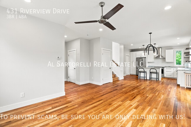 Photo - 431 Riverview Dr