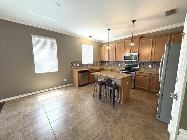 5822 Tulip Flower Dr