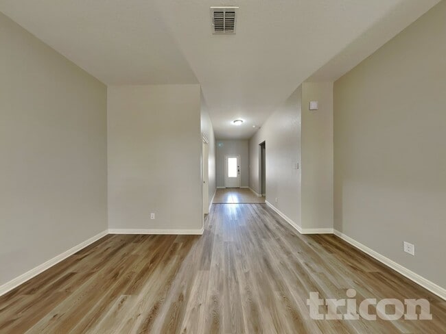 Photo - 6357 Hibiscus