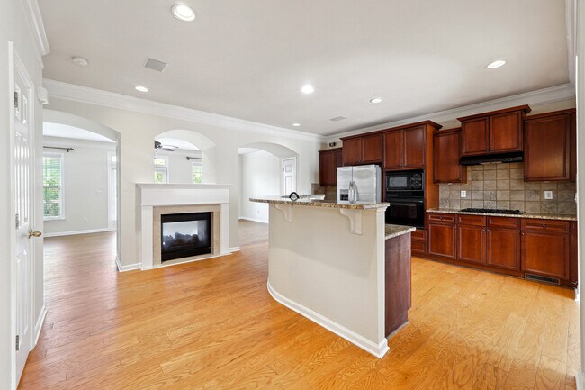 Photo - 6043 China Rose Ln