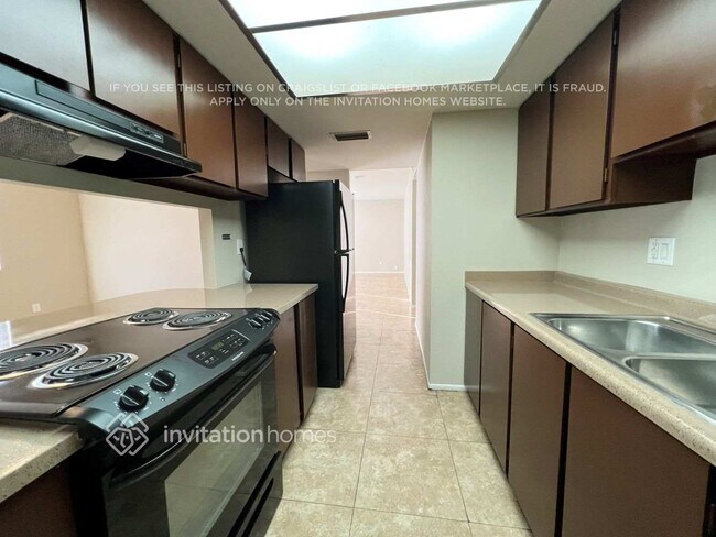 Photo - 5414 W Wilshire Dr