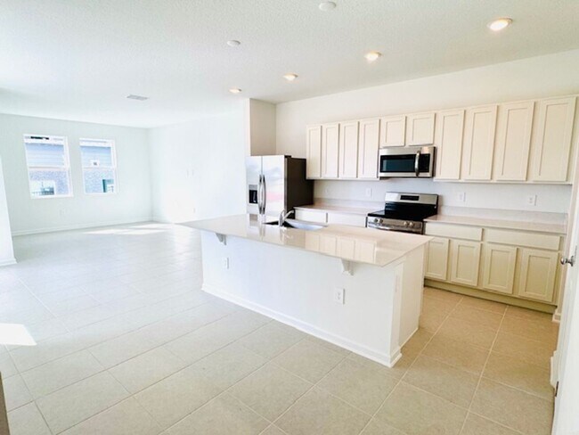 Photo - FOR RENT IN DAVENPORT 3 BEDROOMS AND 2.5 BATH