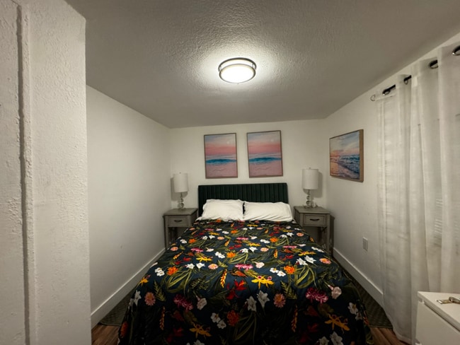 Building Photo - 160 NW 60th St Rental