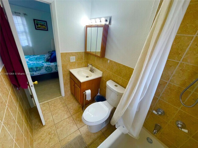 Photo - 8630 SW 3rd St Unit Pembroke Pines LAKE VIEW